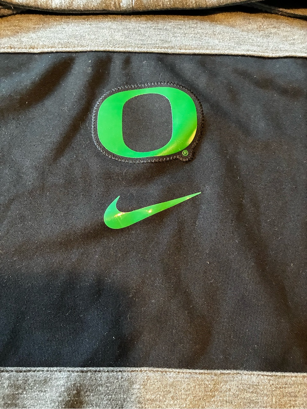 Nike Oregon Ducks Hoodie Mens XL Dri-FIT Gray Black Performance Pullover NCAA - Picture 4 of 5